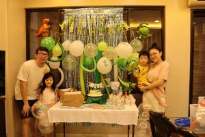 DIY Dino party at home